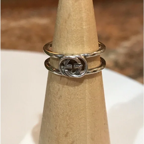 GUCCI Interlocking GG Silver Ag925 Ring- Size US4 ❤️